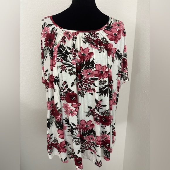 PEVRL Floral Flowy Blouse Top Size 2X Short Sleeve New with tags - Picture 5 of 13